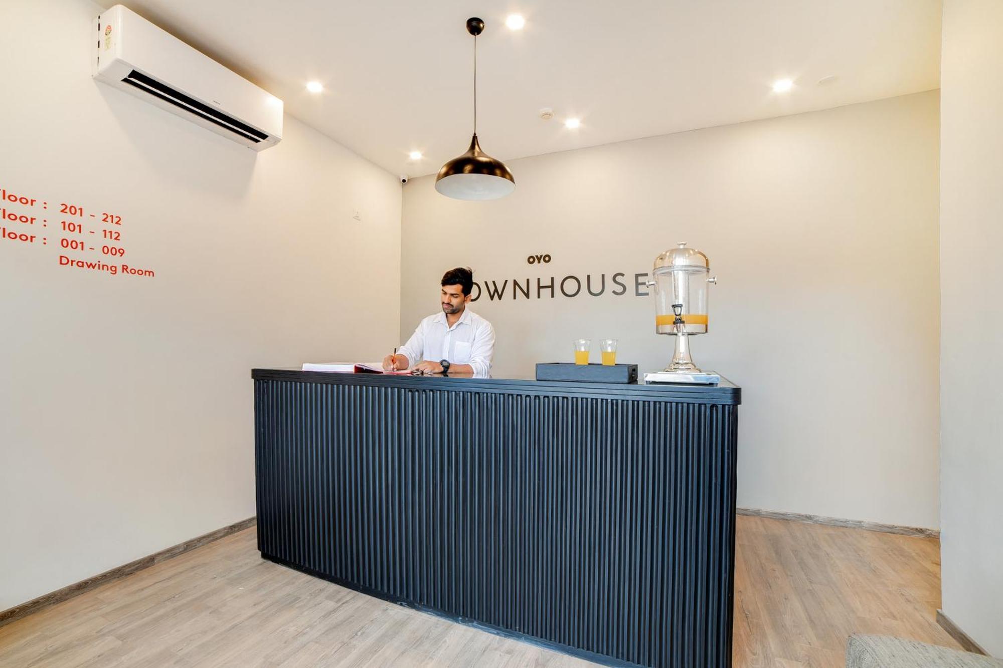 Super Townhouse Hosur Main Road Bommanahalli Near Gopalan Innovation Mall Bangalore Eksteriør billede