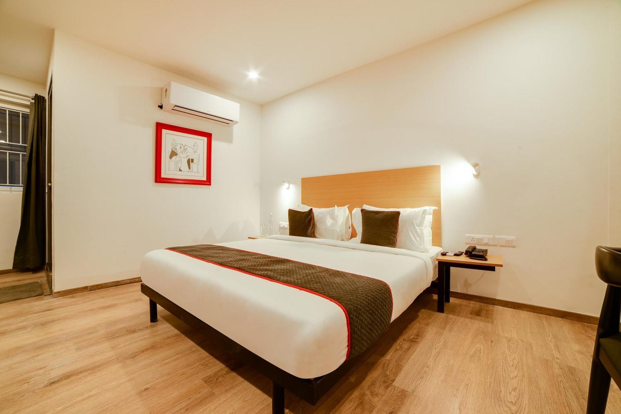 Super Townhouse Hosur Main Road Bommanahalli Near Gopalan Innovation Mall Bangalore Eksteriør billede