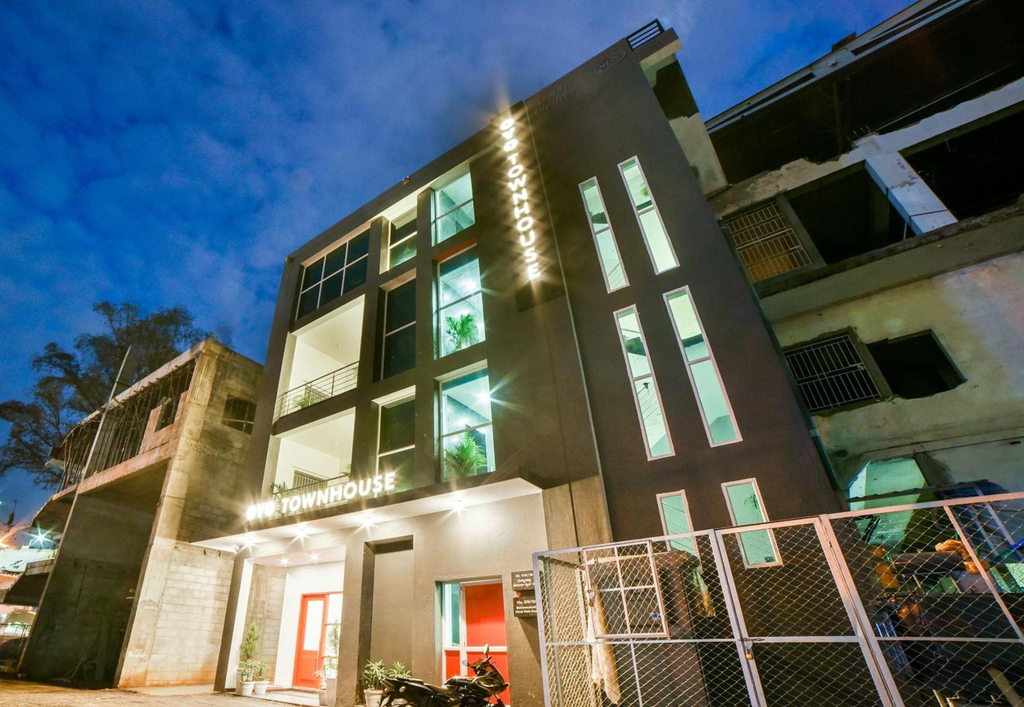 Super Townhouse Hosur Main Road Bommanahalli Near Gopalan Innovation Mall Bangalore Eksteriør billede